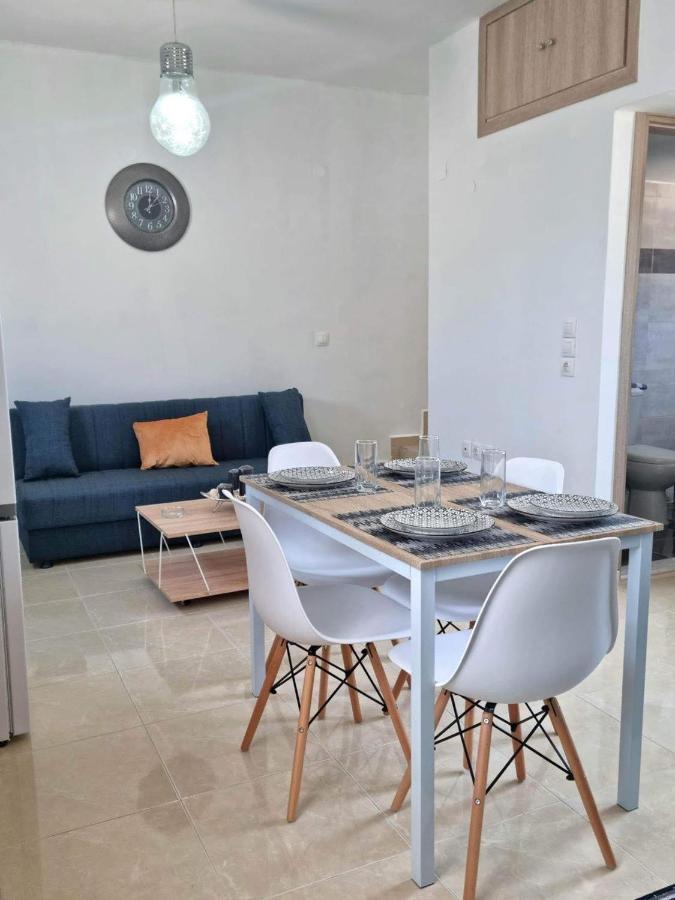 Dionysia Apartments Livadia  ภายนอก รูปภาพ