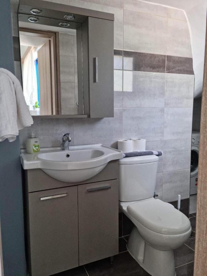 Dionysia Apartments Livadia  ภายนอก รูปภาพ