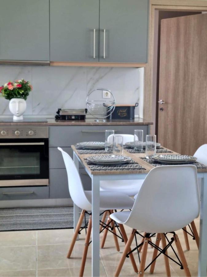 Dionysia Apartments Livadia  ภายนอก รูปภาพ